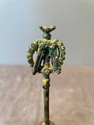 A group of seven bronze and pottery objects, Syria, Persia, and Luristan, 3rd C. and earlier — 照片 41