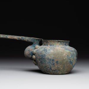 A group of seven bronze and pottery objects, Syria, Persia, and Luristan, 3rd C. and earlier — 照片 5