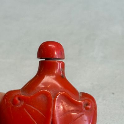 A group of seven Chinese silver, glass and jade wares, including a pair of folding spectacles — foto 21