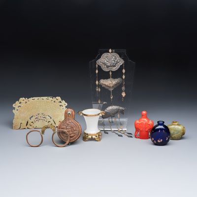 A group of seven Chinese silver, glass and jade wares, including a pair of folding spectacles, 19/20th C.