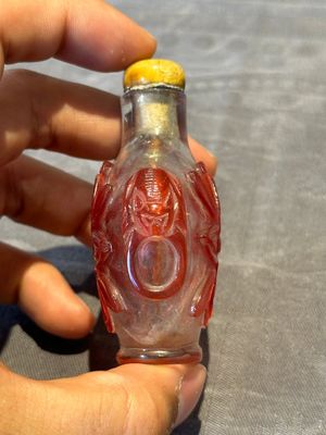 A group of six Chinese overlay glass snuff bottles, 19th C. — foto 27