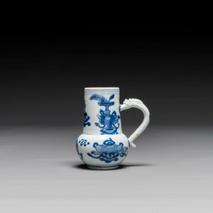 A group of six pieces of Chinese blue and white porcelain, Kangxi — photo 11