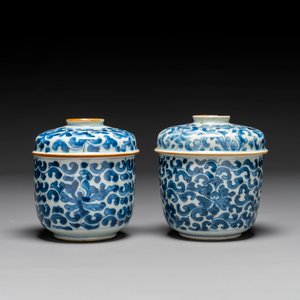 A group of six pieces of Chinese blue and white porcelain, Kangxi — photo 4