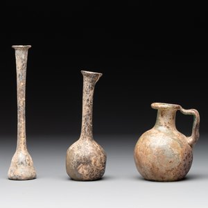 A group of six Roman glass flasks, 1st/4th C. — foto 8