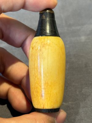 A group of six various Chinese snuff bottles, 19/20th C. — photo 13