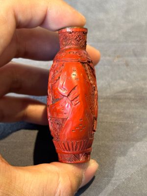 A group of six various Chinese snuff bottles, 19/20th C. — photo 36