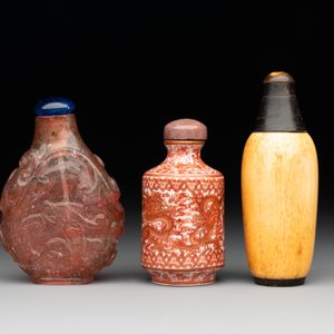 A group of six various Chinese snuff bottles, 19/20th C. — photo 4