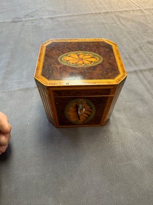 A group of six wooden tea caddies with inlaid decoration, The Netherlands, 18th C. — photo 65