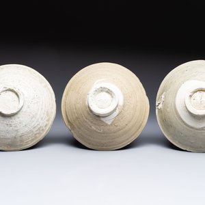 A group of ten Chinese celadon-glazed bowls with incised floral design from the Jepara shipwreck, Fujian kilns, Song — photo 4