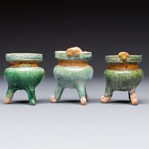 A group of ten Chinese glazed pottery mingqi, Ming — photo 3