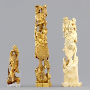 A group of various Chinese and Japanese carvings in soapstone, ivory and jadeite, 19th C. — photo 10