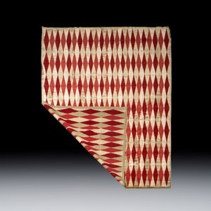 A hand-knotted woollen and silk carpet with a rhombic design, Ferdows, Iran, 20th C. — 照片 2