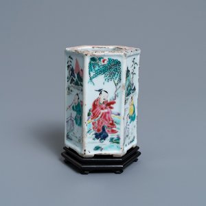 A hexagonal Chinese famille rose brush pot with figurative panels, Yongzheng — photo 1