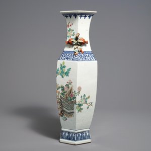 A hexagonal Chinese qianjiang cai vase, 19/20th C. — 照片 4