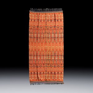 A hinggi shoulder cloth with warrior motifs and an Iban pua textile with human and animal motifs — photo 5