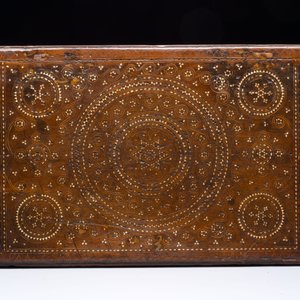 A Hispano-Moresque bone-inlaid wooden chest, Spain, 16/17th C. — photo 8