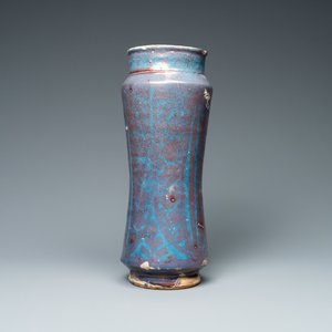 A Hispano-Moresque luster-glazed albarello, Manises, Spain, 2nd half 15th C. — 照片 1