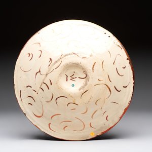 A Hispano-Moresque lustre-glazed dish, Spain, 19/20th C. — photo 2