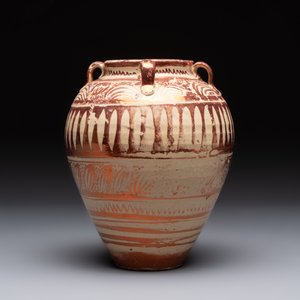 A Hispano-Moresque lustre-glazed vase, Spain, 17th C. — photo 4