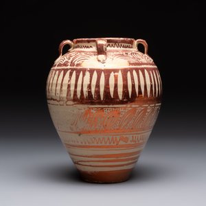A Hispano-Moresque lustre-glazed vase, Spain, 17th C. — photo 5
