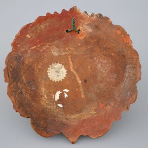 A holy water font in glazed redware, dated 1732, prob. Southern Europe — 照片 2