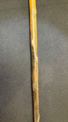 A honey-brown rhinoceros horn swagger stick with a gilt-copper knob — 照片 4