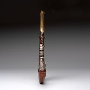A jambiya-style dagger or 'Asib' with horn hilt and silver-plated mounts, Yemen, 19th C. — 照片 3