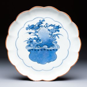 A Japanese Arita blue and white 'Bonsai' plate, Fuku mark, Edo, 17th C. — photo 1