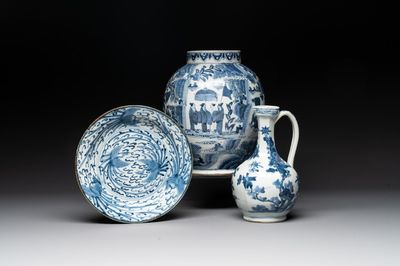 A Japanese Arita blue and white jar, a dish and a ewer, Edo, 17/18th C.