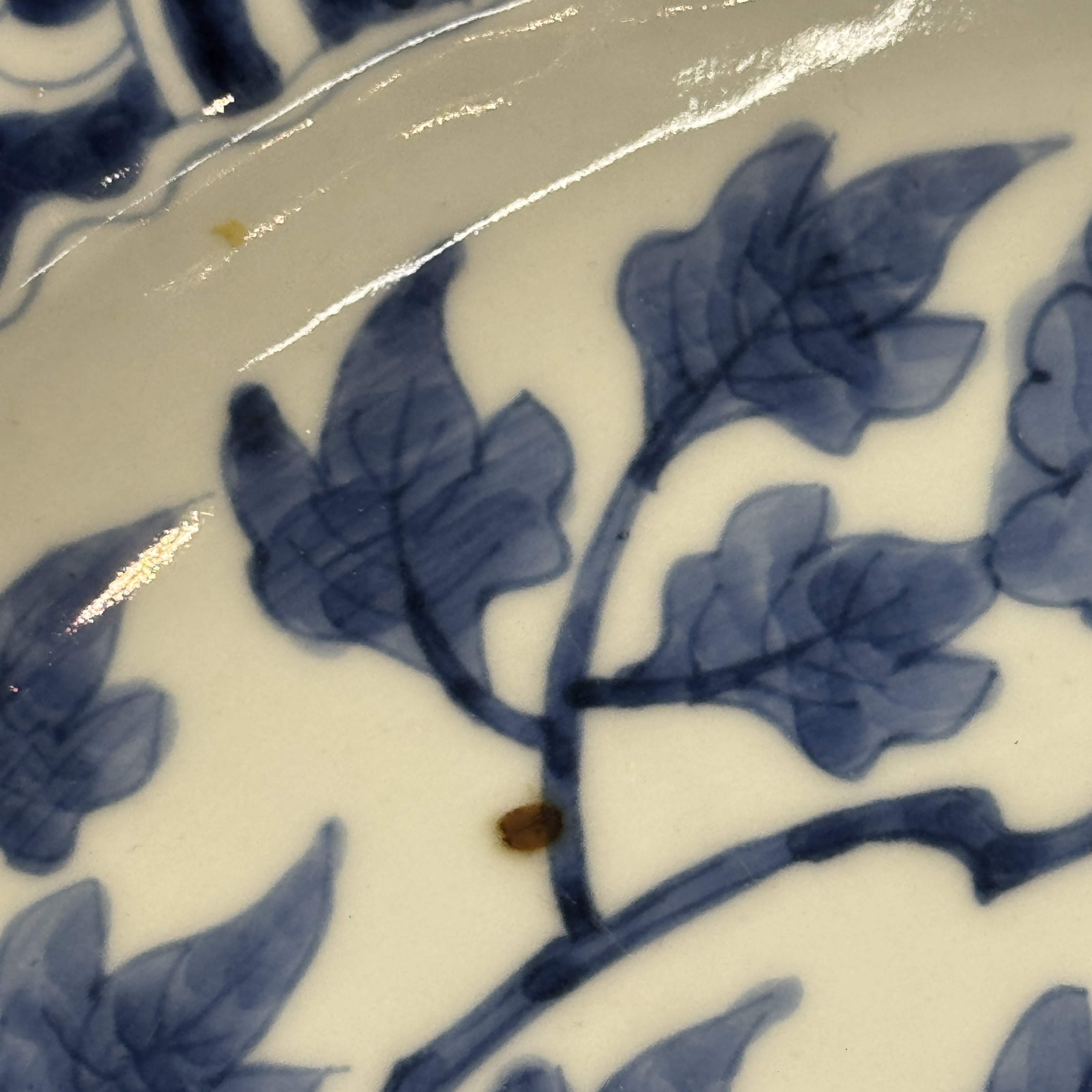 A Japanese Arita blue and white 'Shishi' dish — photo 8