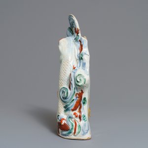 A Japanese Arita wall vase in the shape of a carp, Edo, 18th C. — photo 4