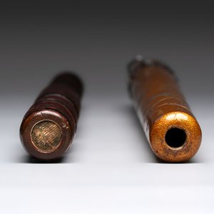 A Japanese bamboo flute with a gilt and lacquered silver-mounted wooden case, Yamada Jokasai 常嘉齋 mark, Edo, 18/19th C. — foto 4