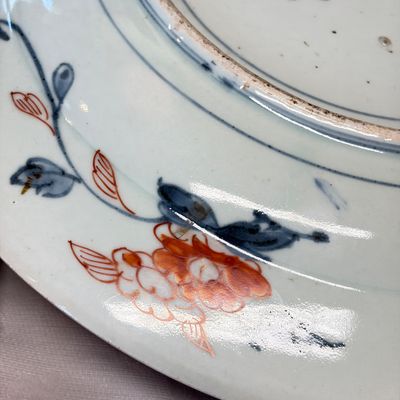 A Japanese blue and white dish and a Japanese Imari dish — foto 22