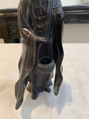 A Japanese bronze Kannon, Meiji, 19/20th C. — photo 9