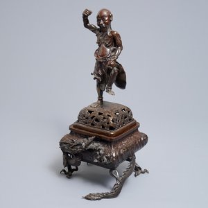 A Japanese bronze koro on dragon claw feet, Edo or Meiji, 18/19th C. — photo 1