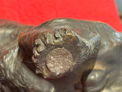A Japanese bronze okimono of a tiger and a bull, signed Sano Takachika 佐野隆親, Meiji, 19th C. — photo 14