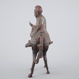 A Japanese champlevé enamel and bronze figure of a sage riding a donkey, 19th C. — photo 2