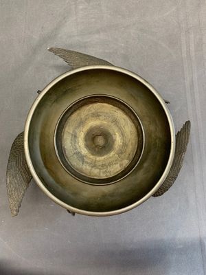 A Japanese copper, bronze and pewter Ikebana vessel, signed Kimura Toun 木村渡雲, Meiji, 19th C. — photo 7
