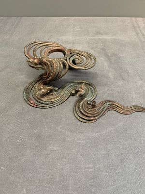 A Japanese copper, bronze and pewter Ikebana vessel, signed Kimura Toun 木村渡雲, Meiji, 19th C. — photo 9