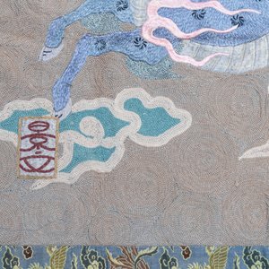 A Japanese embroidered wool and silk wall tapestry with a dragon and qilin, Meiji, 19th C. — photo 2