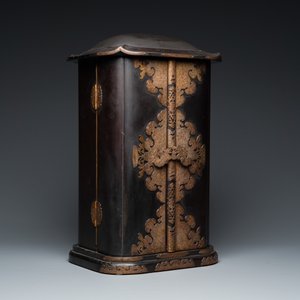 A Japanese Fudō Myōō zushi shrine in partly gilded, lacquered and painted wood, Edo, 18/19th C. — 照片 2