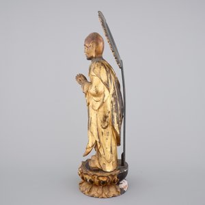 A Japanese gilded wooden Rakan (Arhat) with inlayed eyes, Edo period, 18th C. — photo 2