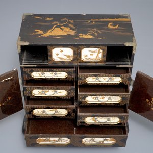 A Japanese gilt-lacquered and Shibayama ivory cabinet, Meiji, 19th C. — photo 7