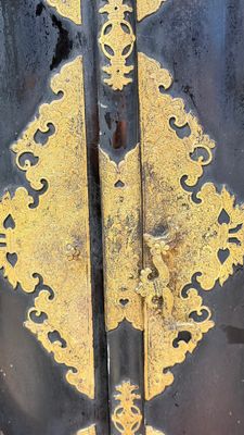 A Japanese gilt-lacquered portable shrine or zushi — foto 7