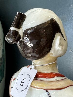 A Japanese Imari figure of a Bijin, Edo, 1st half 18th C. — foto 9