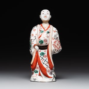 A Japanese Imari figure of a Bijin, Edo, 1st half 18th C. — foto 2