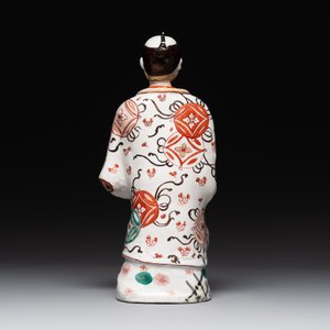 A Japanese Imari figure of a Bijin, Edo, 1st half 18th C. — foto 4