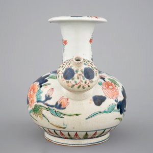 A Japanese Imari kendi, Edo, 17thC. — photo 5
