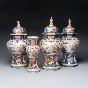 A Japanese Imari openworked double-walled four-piece garniture — photo 1