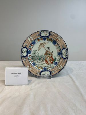 A Japanese Imari 'Parasol Ladies' dish after Cornelis Pronk, Edo, 18th C. — photo 1